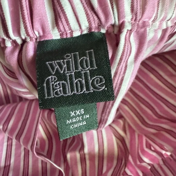 Pink Striped Pants with bows - Picture 6 of 6